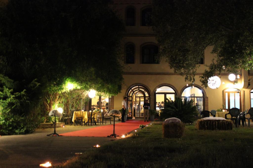 Hotel Funtana Noa Villanovaforru Екстер'єр фото