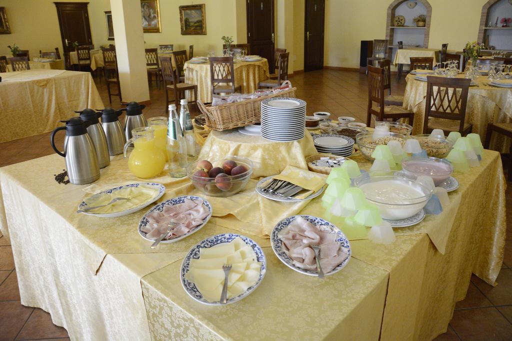 Hotel Funtana Noa Villanovaforru Екстер'єр фото