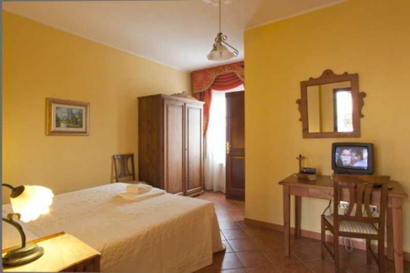 Hotel Funtana Noa Villanovaforru Екстер'єр фото